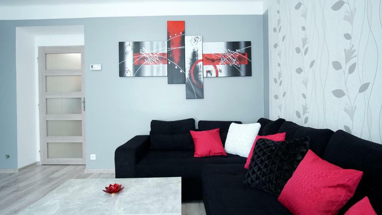 Apartmany Monty Karlovy Vary Bagian luar foto